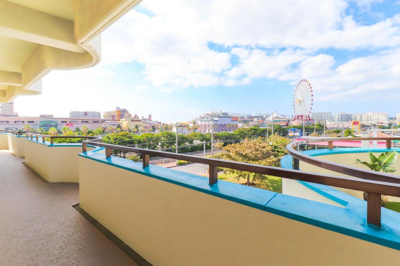 Condominium Hotel Mihama Upi Chatan Esterno foto
