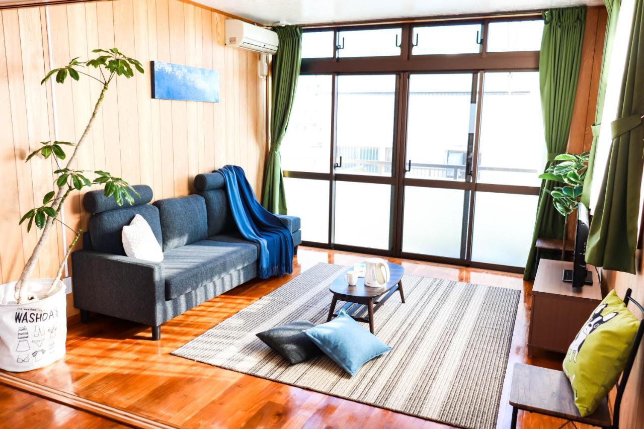 Condominium Hotel Mihama Upi Chatan Esterno foto