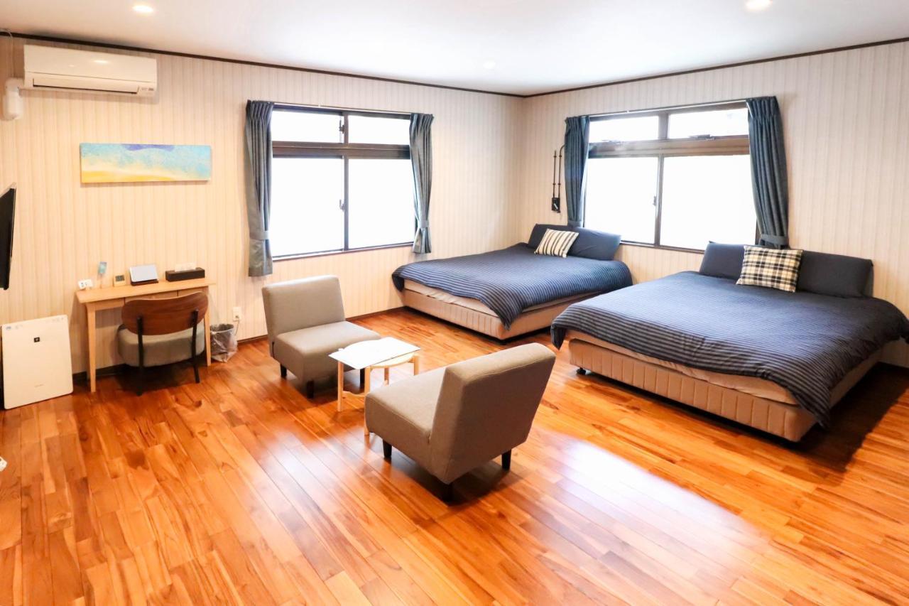 Condominium Hotel Mihama Upi Chatan Esterno foto